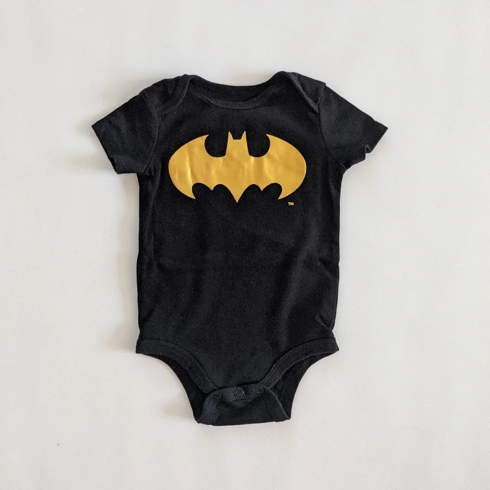 Bundle of 2 Batman Onesie Bodysuits
